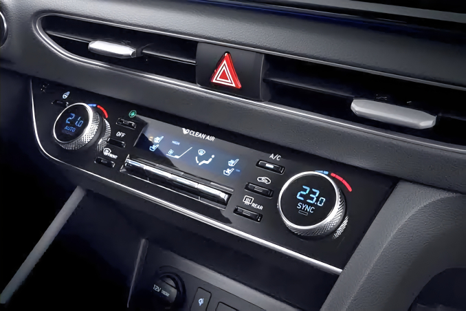 The Difference Between Climate Control and Regular Car Air Conditioning That You Need to Know