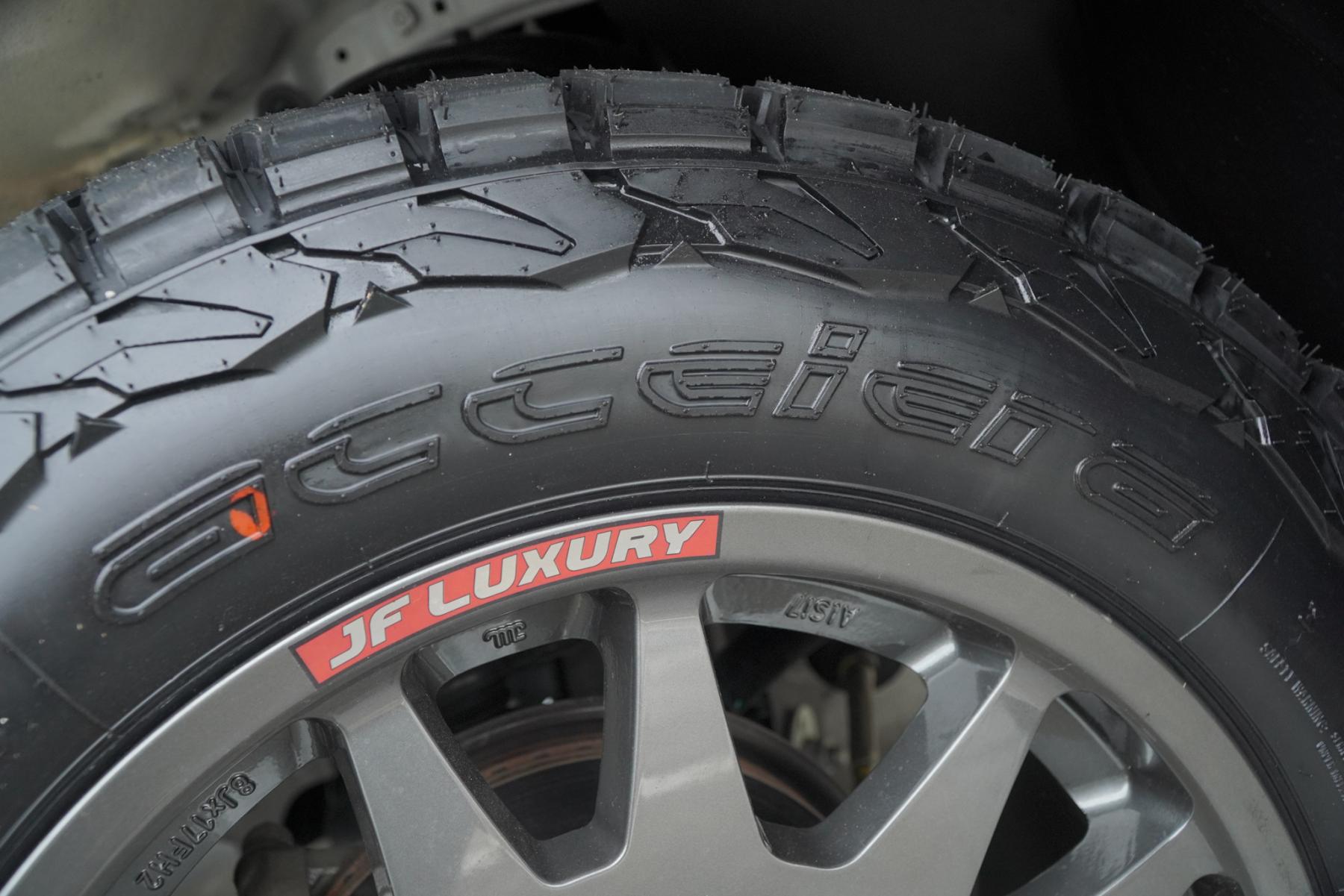 Accelera Omikron C/T on Toyota Hilux Rangga 'Deep Delivery' | Accelera ...