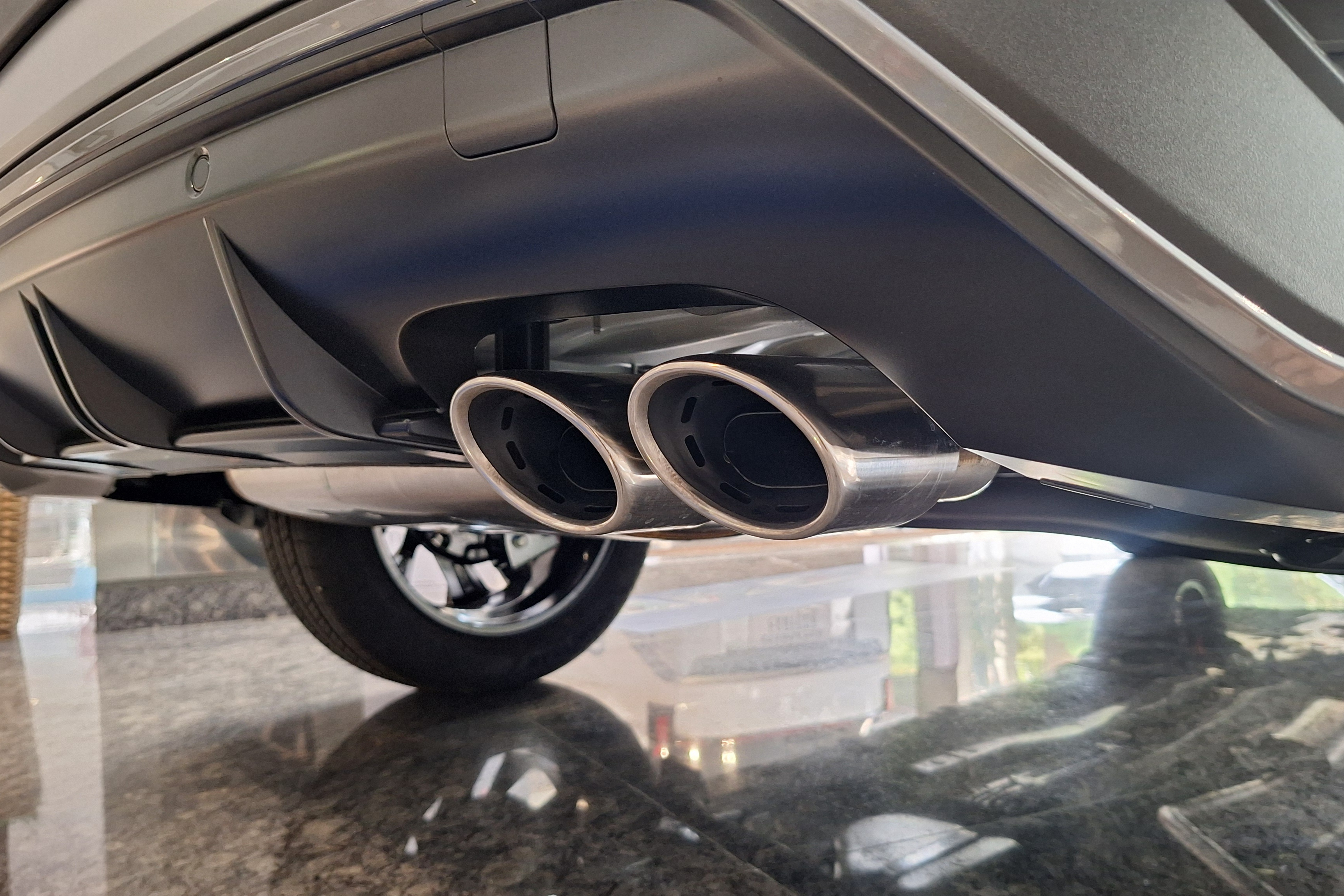 Car Exhaust Pipes Are Not Just Pipes! Here Are 6 Very Important Parts