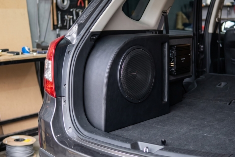Custom Subwoofer Box Guide for Better Car Bass